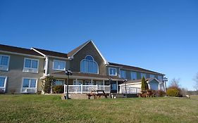 Auberge Bouctouche Inn & Suites