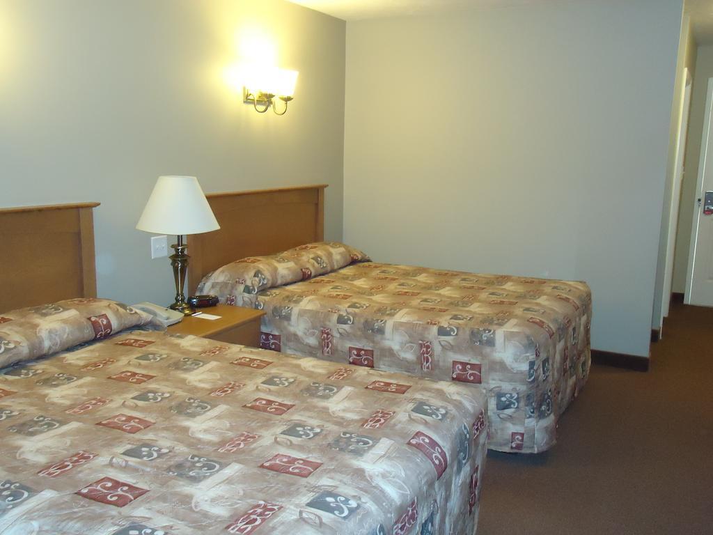 Auberge Bouctouche Inn & Suites Room photo