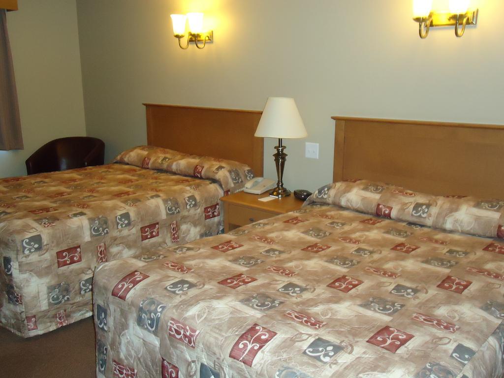 Auberge Bouctouche Inn & Suites Room photo