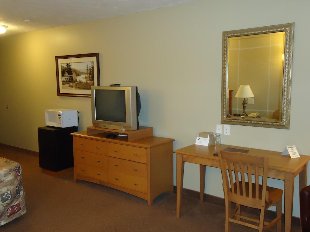 Auberge Bouctouche Inn & Suites Room photo